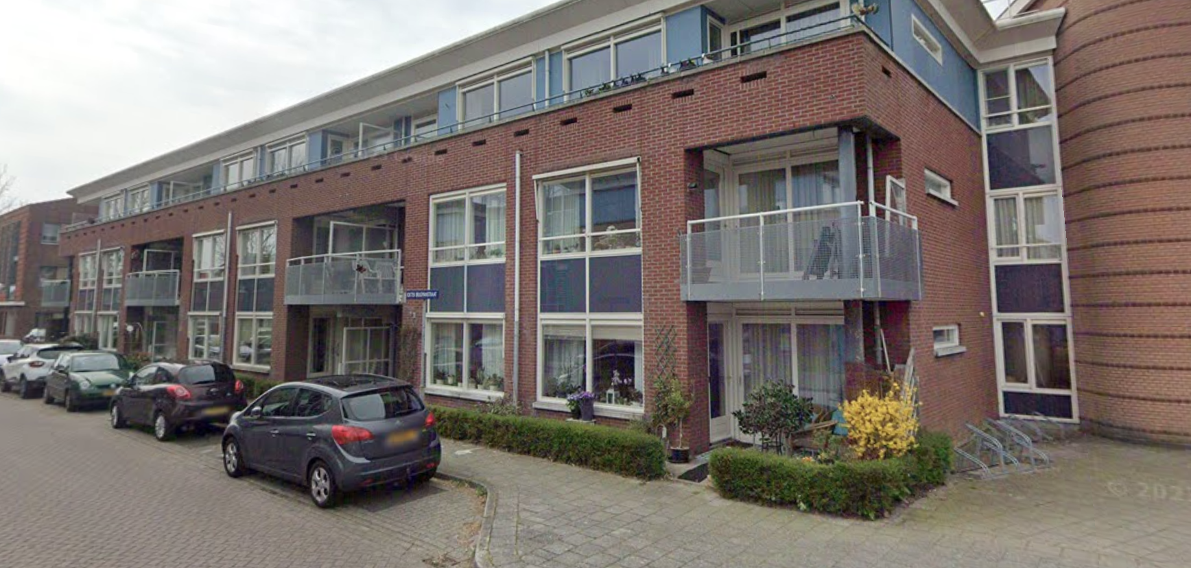 Dokter Brugmanstraat 24